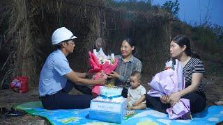 Alex Prepared a Gift for His Mother and Tieu Lan On International Women's Day - Poor Single Mother