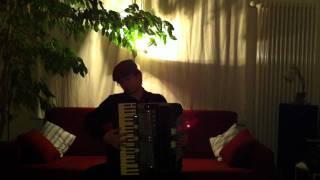 "Petite Fleur" (Sidney Bechet) accordion