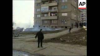 KOSOVO: MITROVICA: TENSIONS MOUNTING