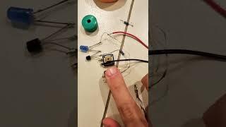 первый раз паяю. это логическая схема and #electronics #ардуино #видео