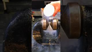 magnetic  property of liquid oxygen #shorts #viral