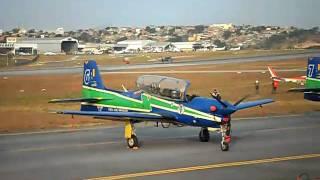 Domingo aereo em Belo horizonte 2010-Decolagem do A-29 super tucano