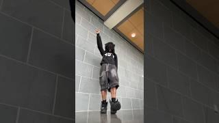 THIS DANCE IS FIRE ! #dlxstv #dlxszn #dance #fashion