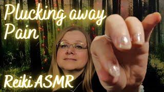 Reiki ASMR. Plucking away pain. Quartz & Amethyst crystal healing