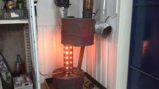 Простая печь на отработке. Для отопления в гараже.