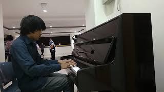 I Played Sasageyo On Piano In Public (Public Piano Performance)