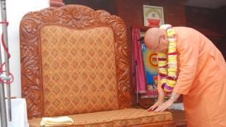 shreeramsharnam - in loving memory of shri maharaj ji , mujhe aisa var de de