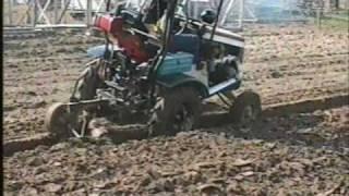 Пахота 2 (Home made tractor).wmv