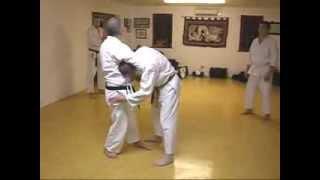 Tom Hill's Karate Dojo; Goju Kata Bunkai; Gekisai Di Ni, hikie uke; choke