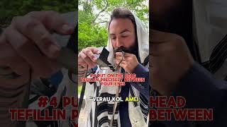 Tutorial: Ho to put on Tefilin the boxes and straps Jewish men wear