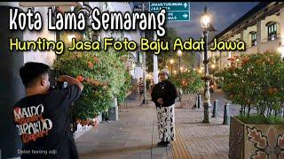 Jalan - Jalan di kota lama semarang Sewa jasa foto  Baju adat jawa