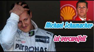 Michael Schumacher liegt verzweifelt auf seinem Krankenhausbett