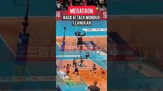 Lihat dari dekat back att4ck Megatron!! #megawatiredsparks #megawatihangestri #megaday #volleyball