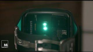 Samsung Gear S. Первый часофон на Tizen.