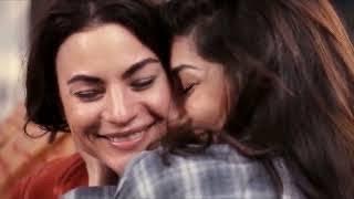 Lesbian Kiss - Lesbian Kissing - Lesbians Kissing - Painu Painu Karti'ti - Peyton & Elena Kissing