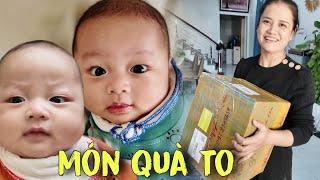 Tin Vui, Nhận Được Món Quà Của MTQ Từ Phương Xa | Thảo - Em Gái Sapa TV