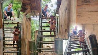 Build stairs and columns to the second floor terrace with bamboo