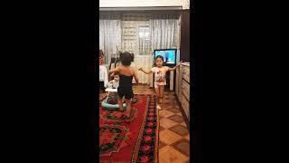 Azeri qizi qan edir
