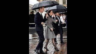 Oh wow sweet love Beautiful Souls ,prince and princess of Wales #katemiddletion #britishroyalfamily