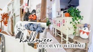 HALLOWEEN DECORATE WITH ME // COZY FARMHOUSE FALLOWEEN // CHARLOTTE GROVE FARMHOUSE