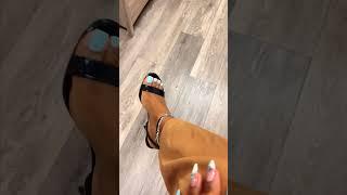 Finger and high heels #foryou #myhighheelsdesigns #shoes #topcollection #wearingheels #feet #foot