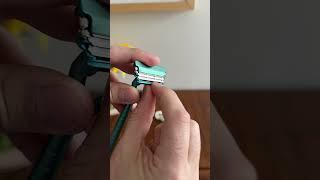 What sets the Leaf Razor apart? Plastic vs Leaf Razor