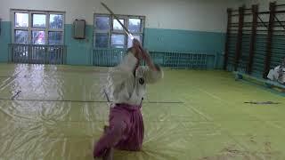 Иайдзюцу: "меч направленный вправо" - УКЕН (4) Iaijutsu: "sword pointing to the right" - UKEN