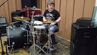 Ну эту песню грех не сыграть))) Король и Шут - лесник (drum cover)