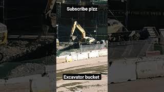 How the Excavator Used its bucket in effective way #shortsfeed #heavyequipmentmachinery #shorts