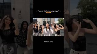 Waka Waka | Girl's Boy's Dance Video | Watsapp (Lyrics) Status #dance #shorts #wakawaka #songs