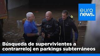 Buscando supervivientes en el parking del centro comercial Bonaire en Valencia