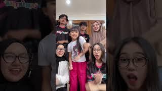 SAMANTHA IS FOLLOWING THE OLD SCHOOL SONG TREND AGAIN #samantha #viralvideo