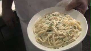 Fettuccine Alfredo