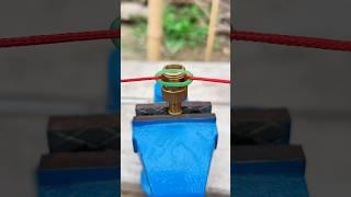 Very difficult ring! Rope makes it even easier