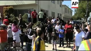 Endeavour on 2nd day of slow trek through streets of LA to science museum