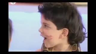 TURKISH STAR HULYA AVSAR SUPER ACCIDENTAL NUDITY
