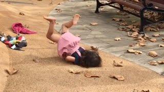  Funny falling  Little girls / bloopers / kids falling