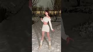 Pretty girl 【雅娜yana】#China #douyin #tiktok #beautiful #girl #dance