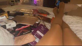 Huge Hosiery Haul and Hooters tights try on !