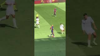  Lo que juega Lamine Yamal. #youtubeshorts #football #foryou #ytshorts #planetafutbol