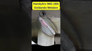 Soldando Metalon com solda MIG continua em espessuras de 1,2 mm