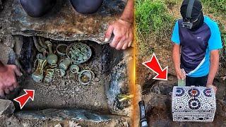 We Found A Treasure Room Under The Ground! Treasure Hunt With Metal Detector!