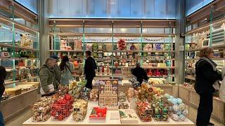 Christmas Gifts & Decorations at the V&A Shop  | Sola Vita #shopping #london