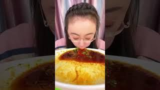 КАПЕЕЦ КОРЕЙКА СЬЕЛА ВСЮ ПОРЦИЮ ЛАПШЫ ЗА РАз ВЫ ТАК УМЕЕТЕ?#asmr #eating #omg#лапша #кореянка