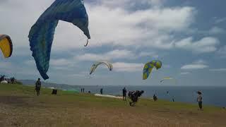 4K 60fps San Diego Gliderport La Jolla, California. Relaxing, meditation, calming gliders.