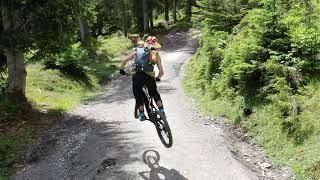 Enduro Fahrtechnik Kurs Wochenende by Swiss Bike Tours