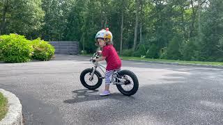 Early Rider Seeker 14".  ( 2.10 years old  and her First Pedals Bike)