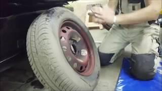 Ситроен С2. Как вынуть запаску?