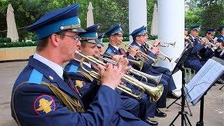 Военный оркестр – Песенный марш «Победа»