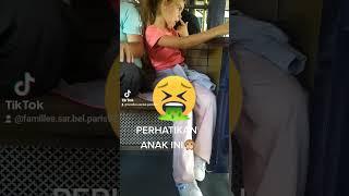 perhatikan#anak#perempuan#ini#makan#apamau muntah lihat 'nya